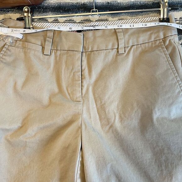 Land’s End beige longer style shorts size 4 Mid rise - Picture 4 of 6